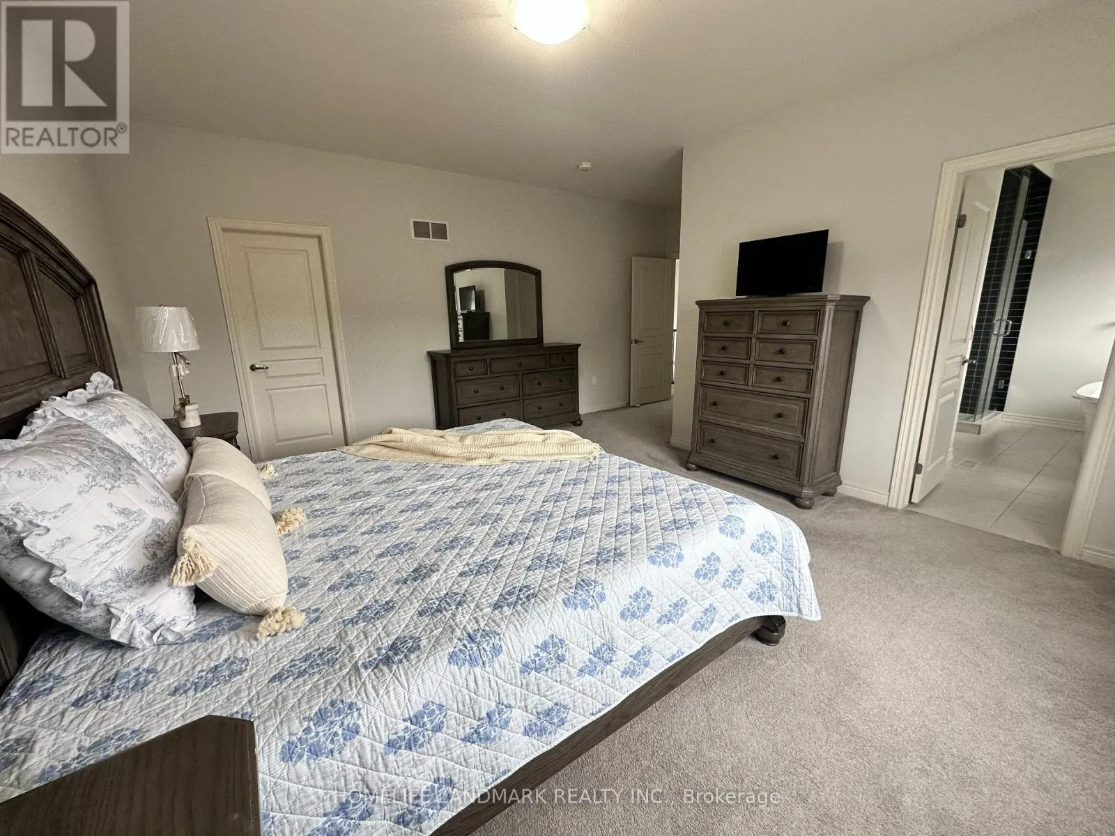 15 IRONWOOD COURT