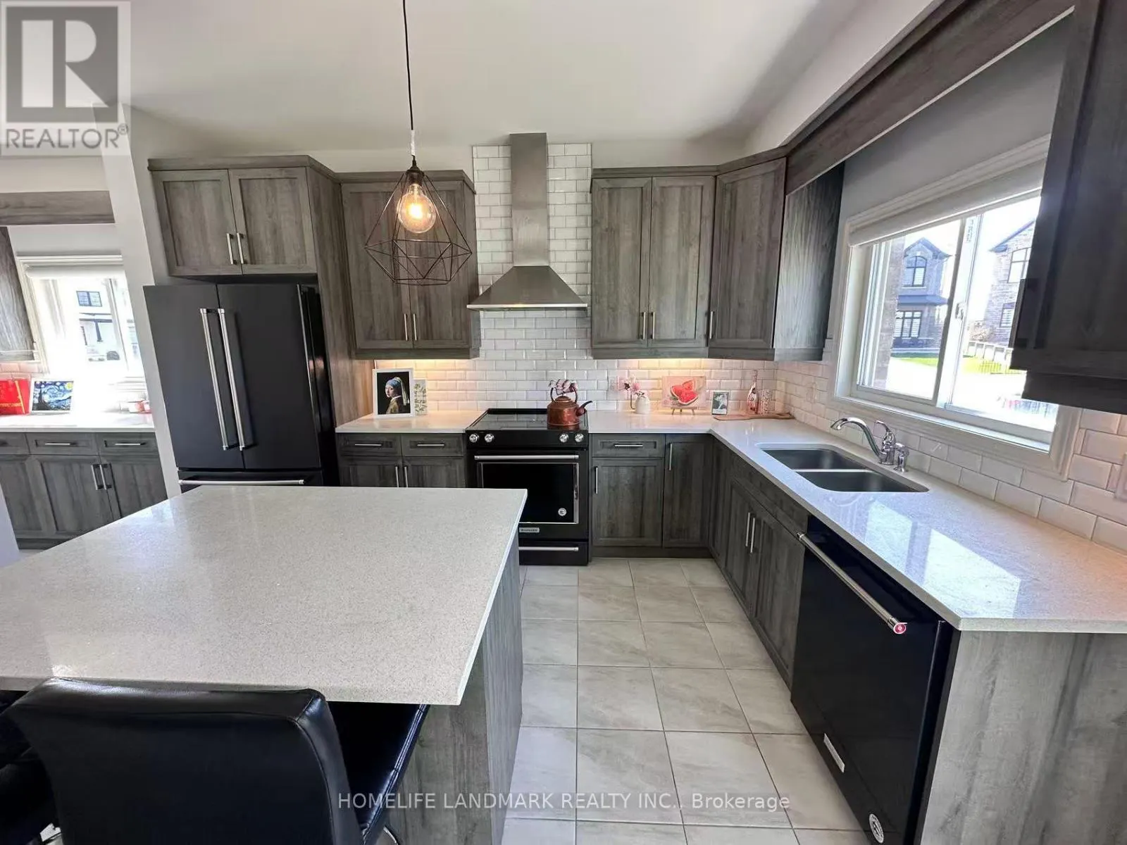 15 IRONWOOD COURT