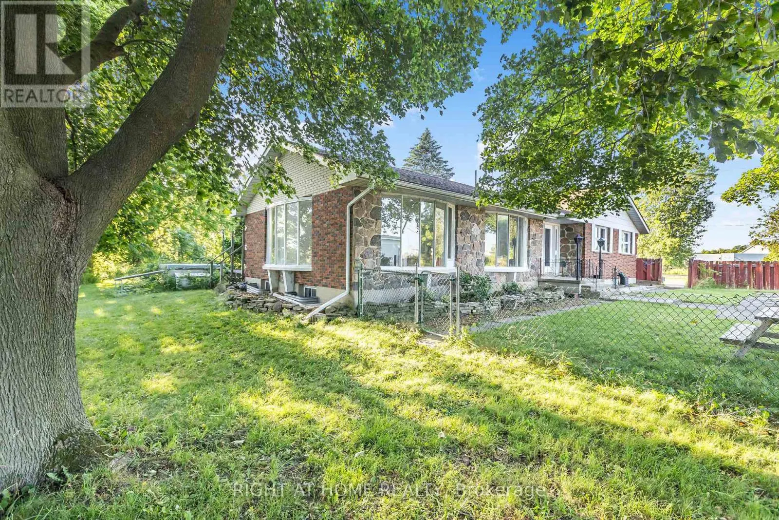 13 OLD ONONDAGA ROAD W