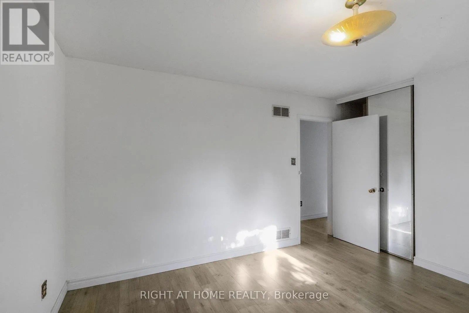 13 OLD ONONDAGA ROAD W