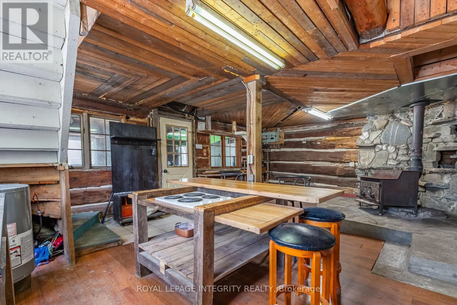 884 DARLING CONCESSION 7 ROAD