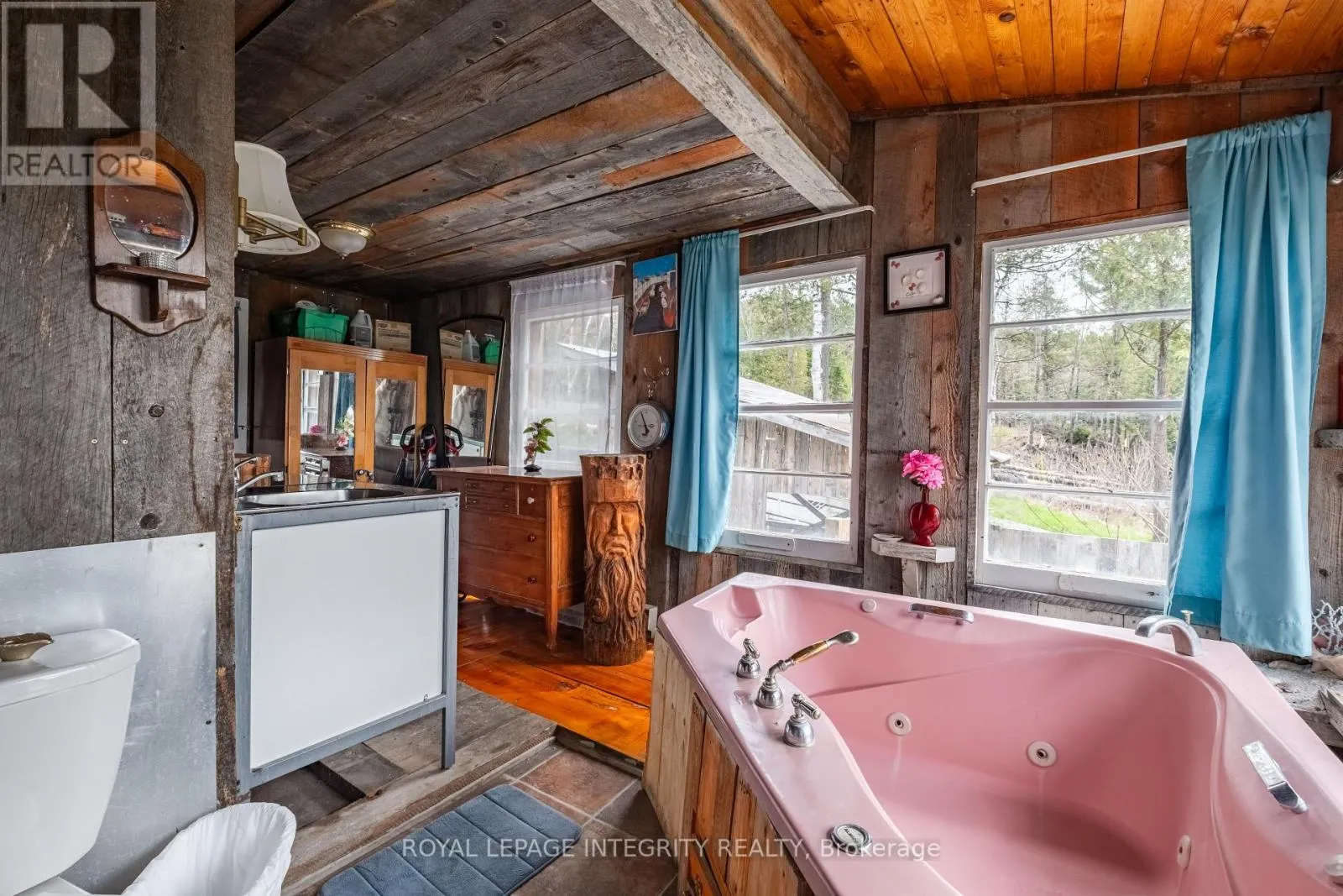 817 DARLING CONCESSION 7 ROAD