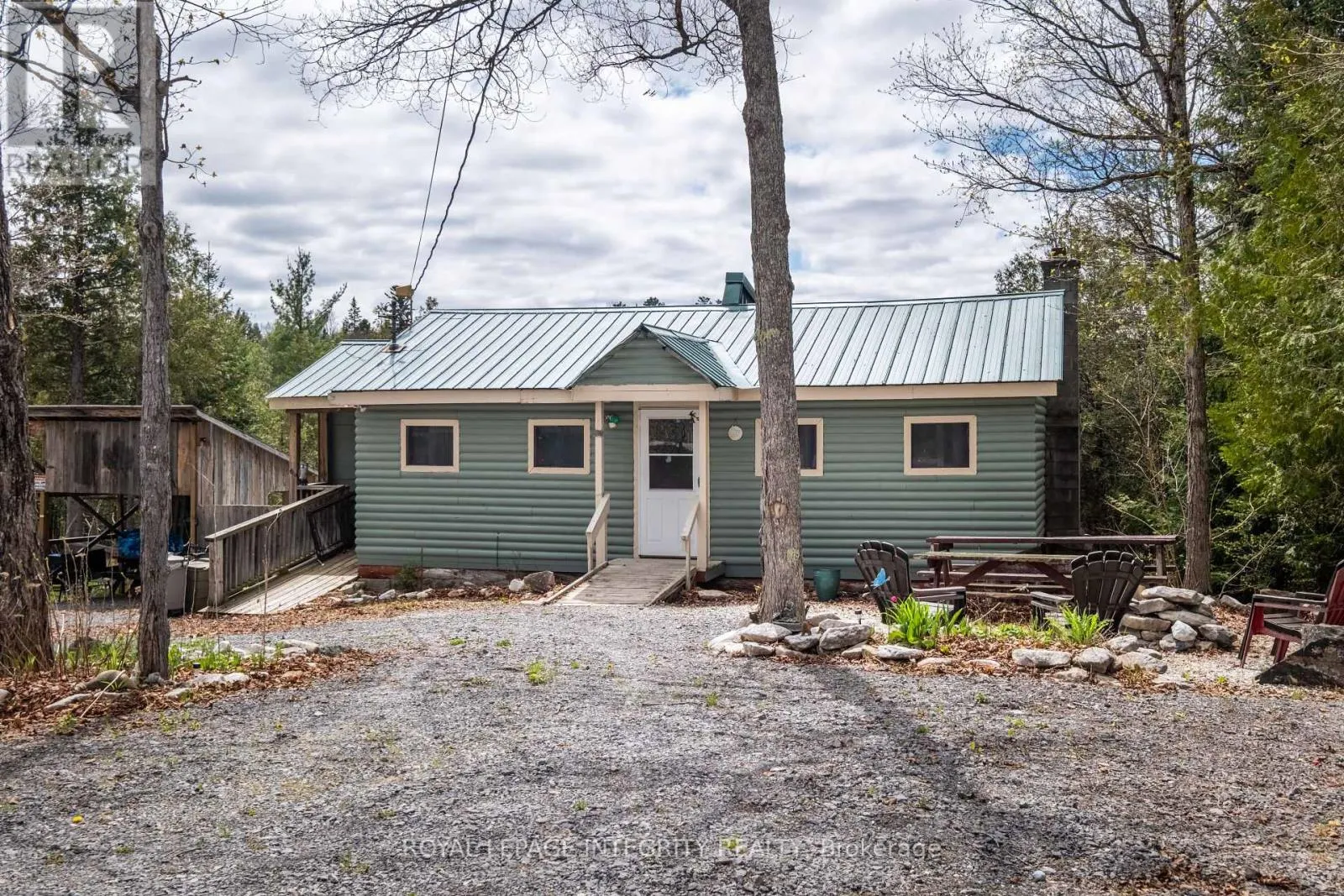 817 DARLING CONCESSION 7 ROAD
