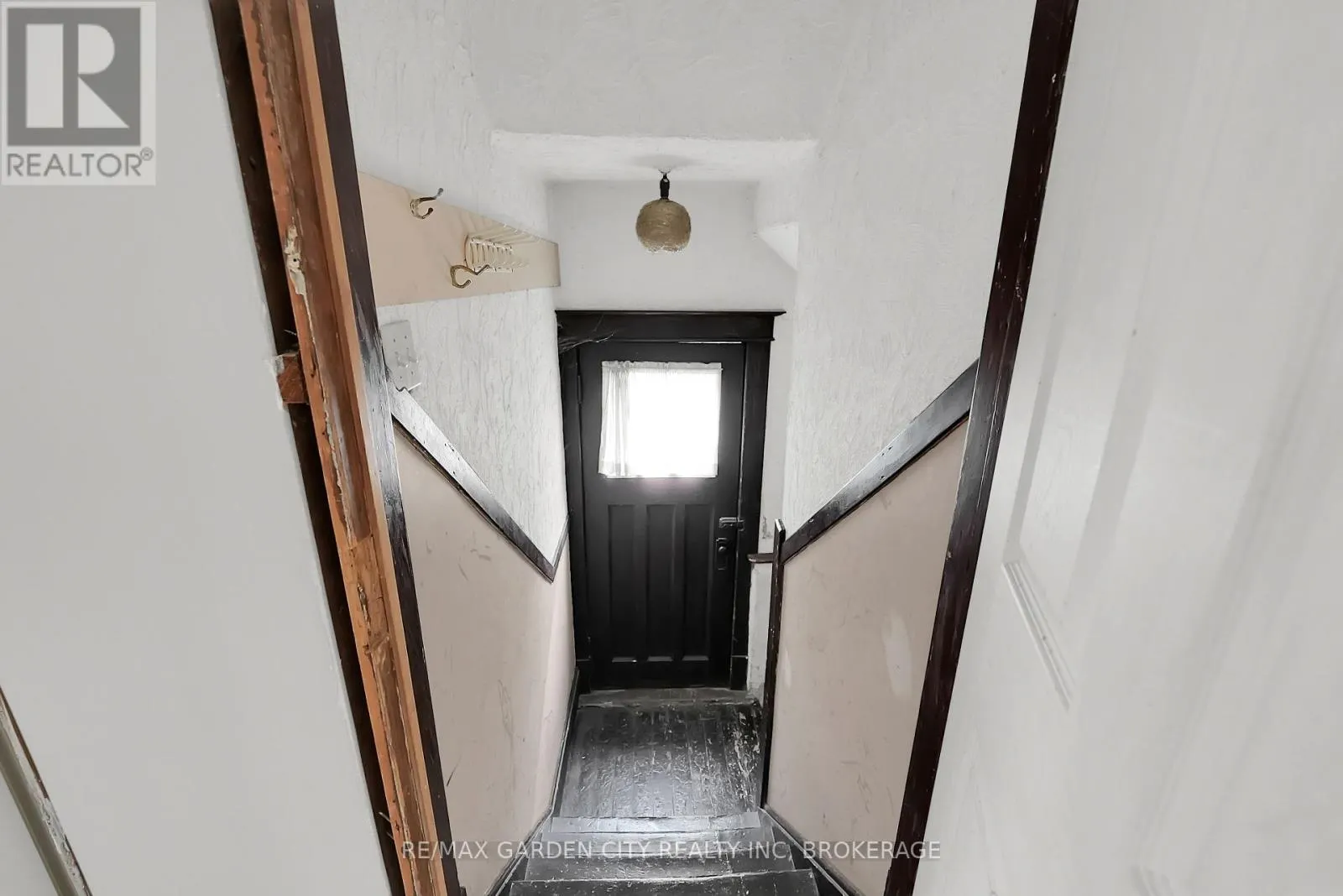 111 LOWELL AVENUE