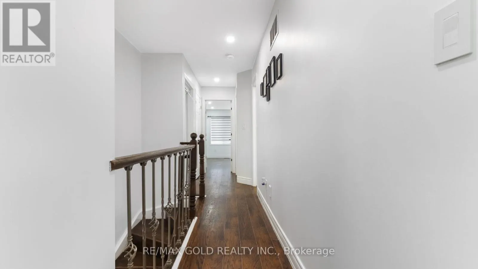 30 SUNNYCROFT COURT