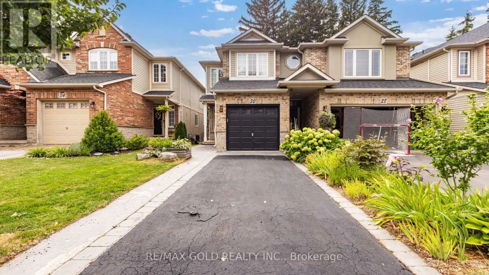 30 SUNNYCROFT COURT
