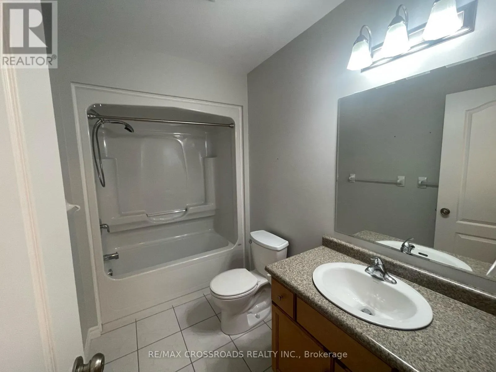 60 - 165 TERRAVIEW CRESCENT