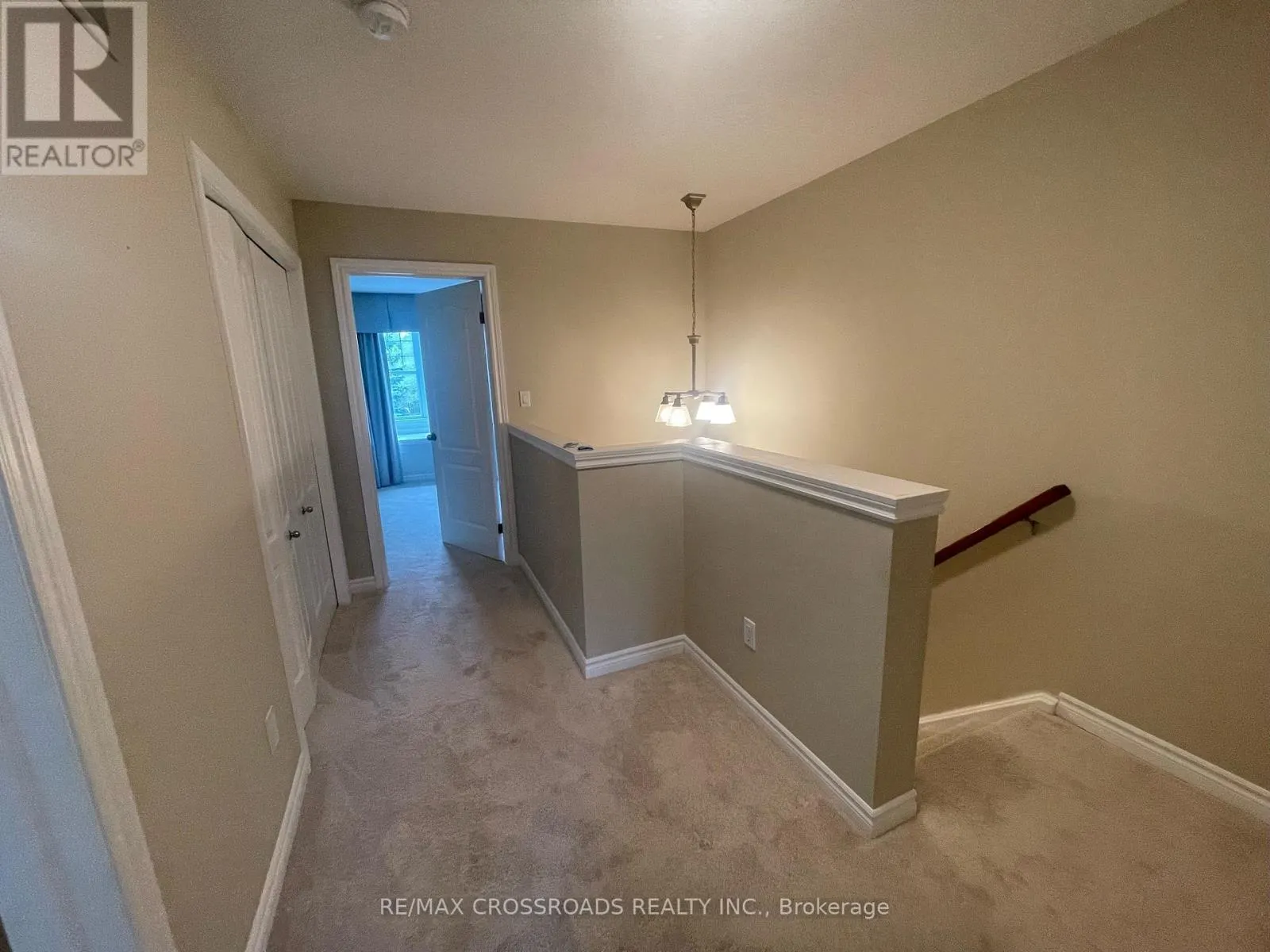 60 - 165 TERRAVIEW CRESCENT