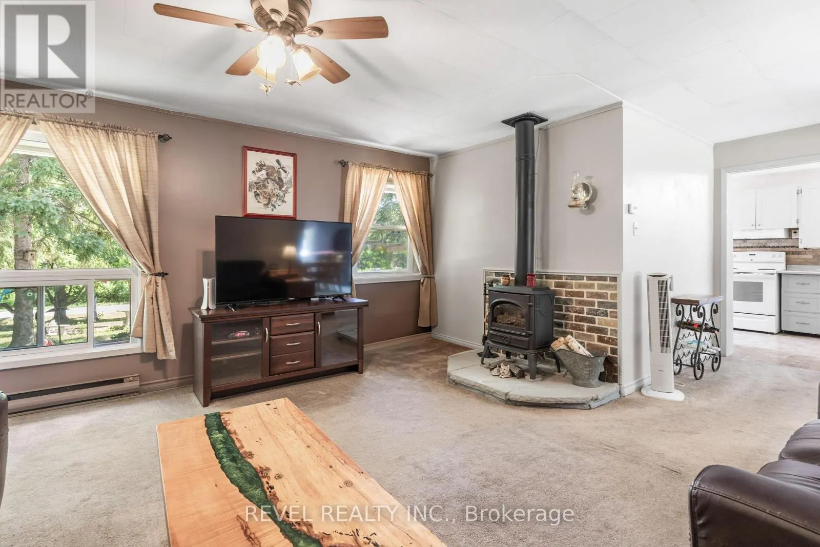 643 BALSAM LAKE DRIVE