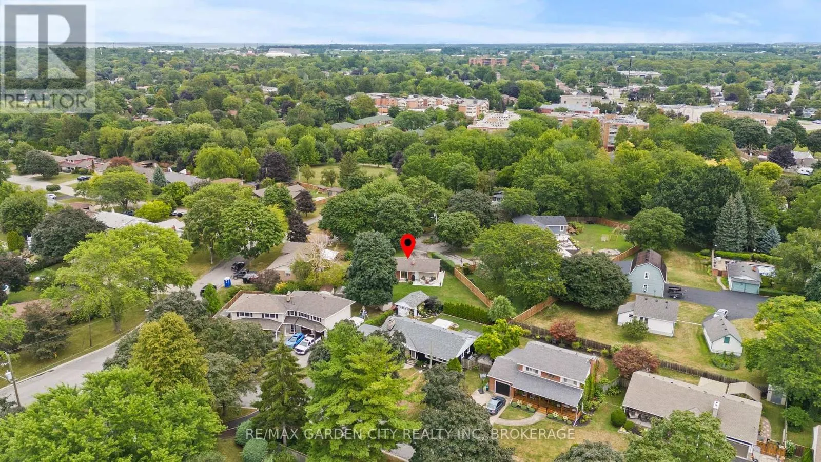 3 CARDINAL CIRCLE