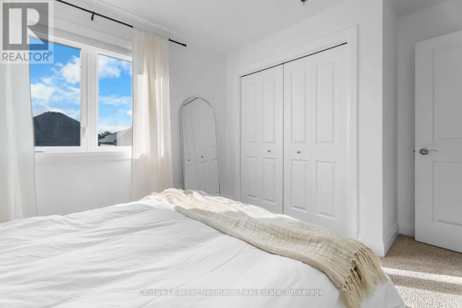43 YORK STREET E