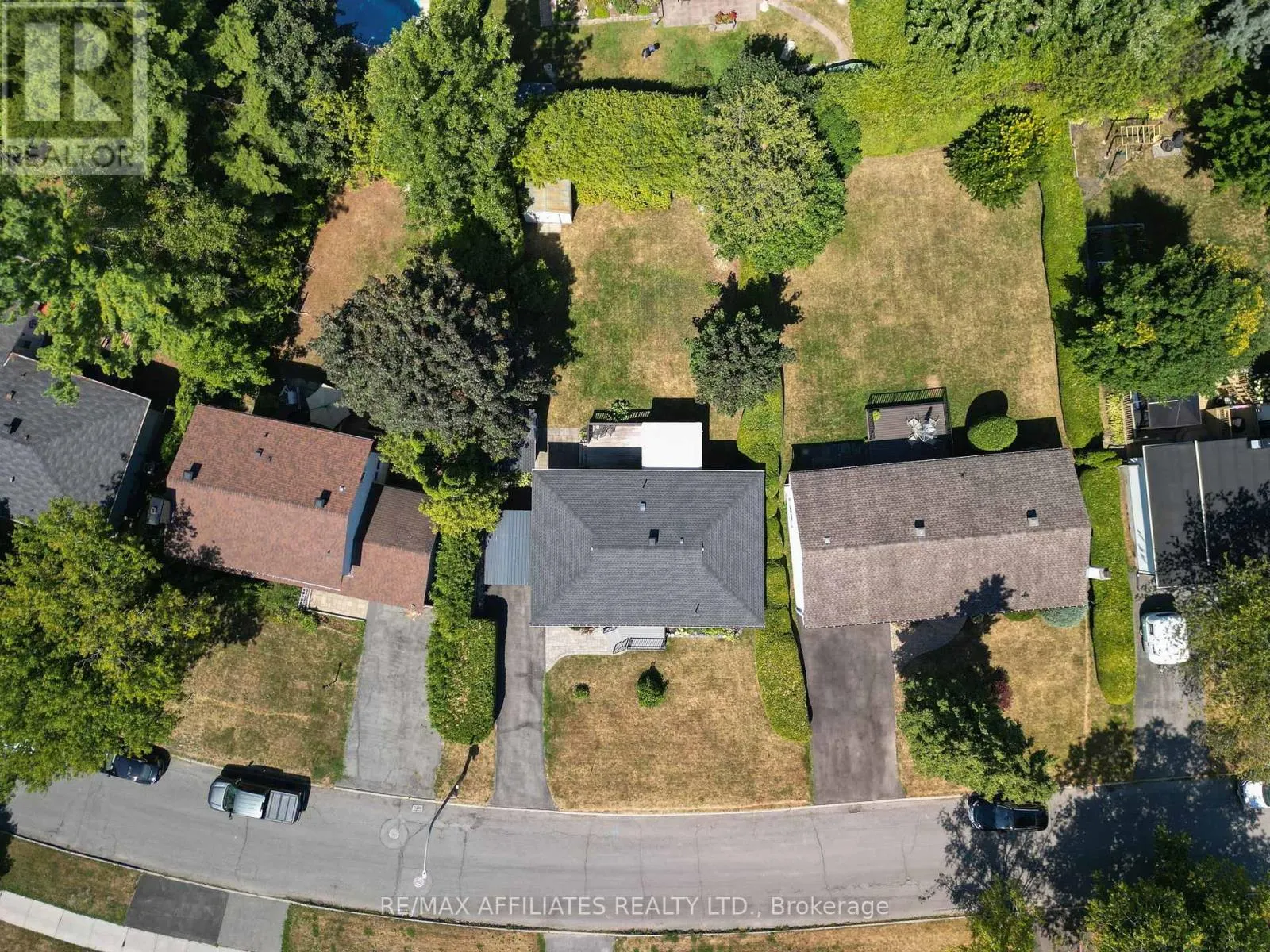 17 CANFIELD ROAD