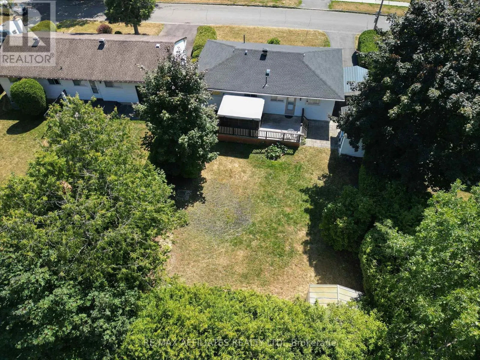 17 CANFIELD ROAD