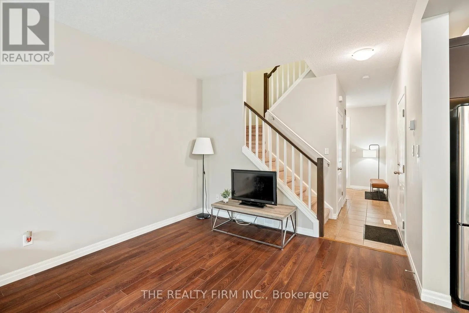 49 - 112 NORTH CENTRE ROAD, #49