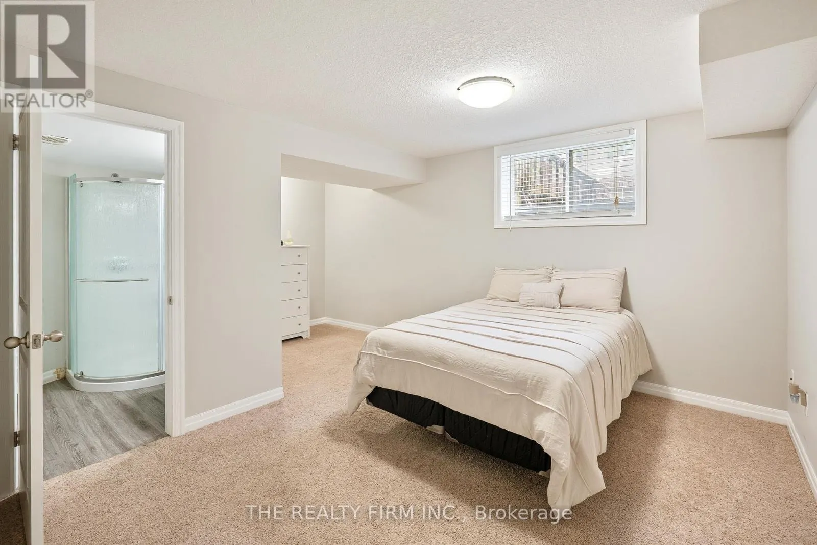 49 - 112 NORTH CENTRE ROAD, #49