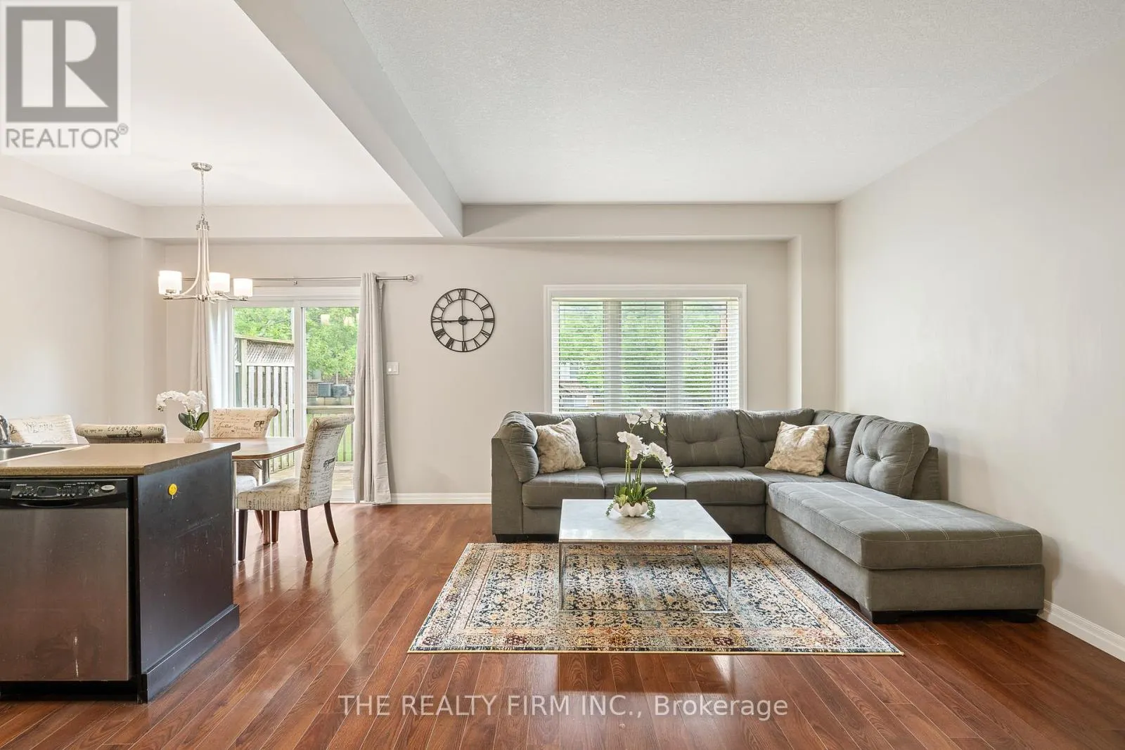 49 - 112 NORTH CENTRE ROAD, #49