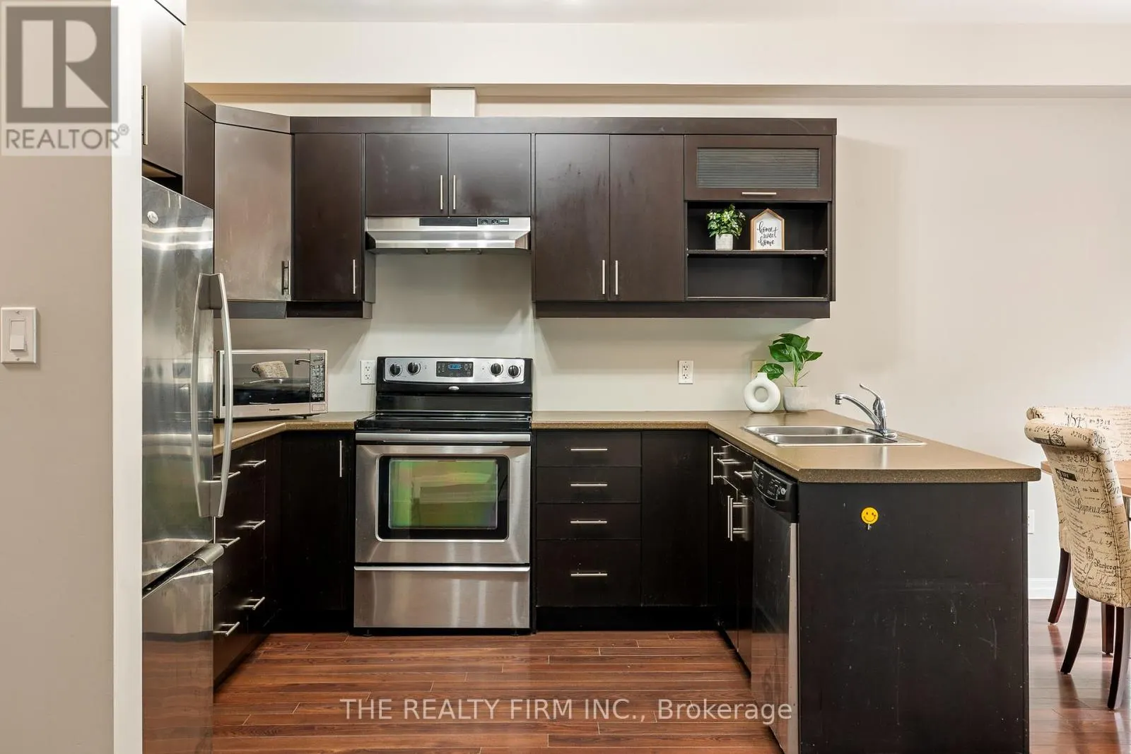 49 - 112 NORTH CENTRE ROAD, #49