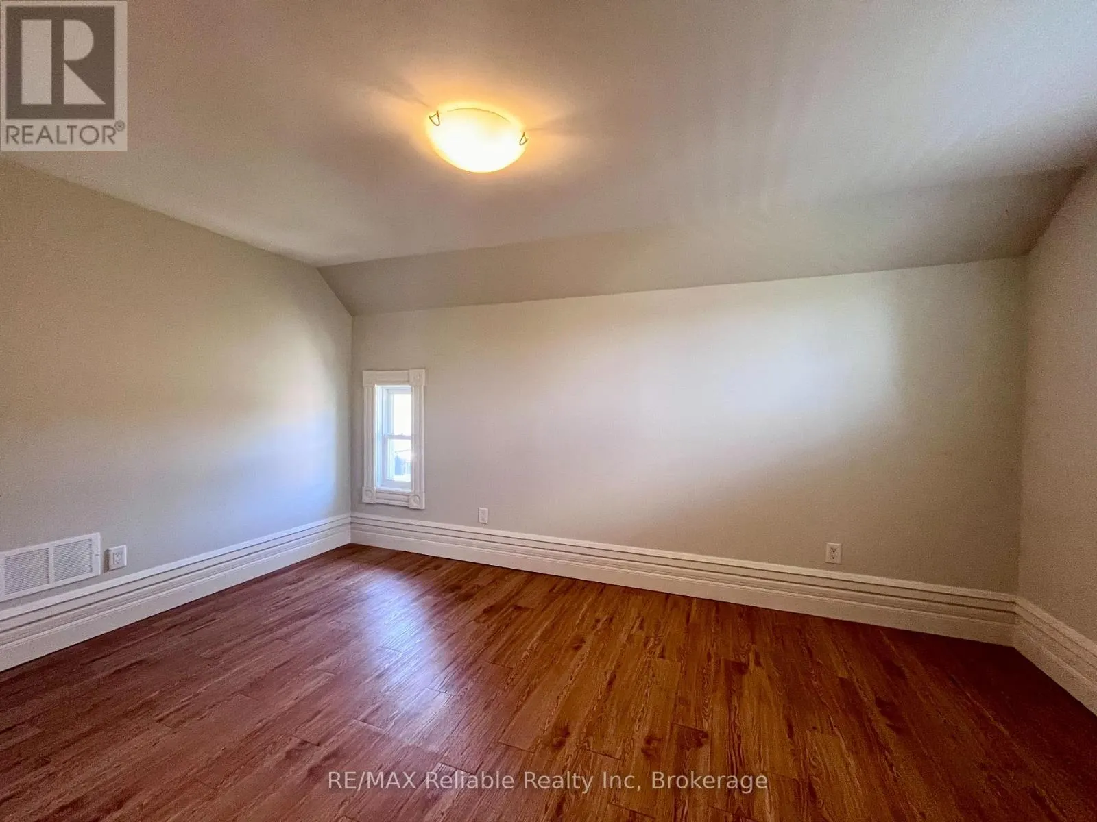128 WEST STREET W