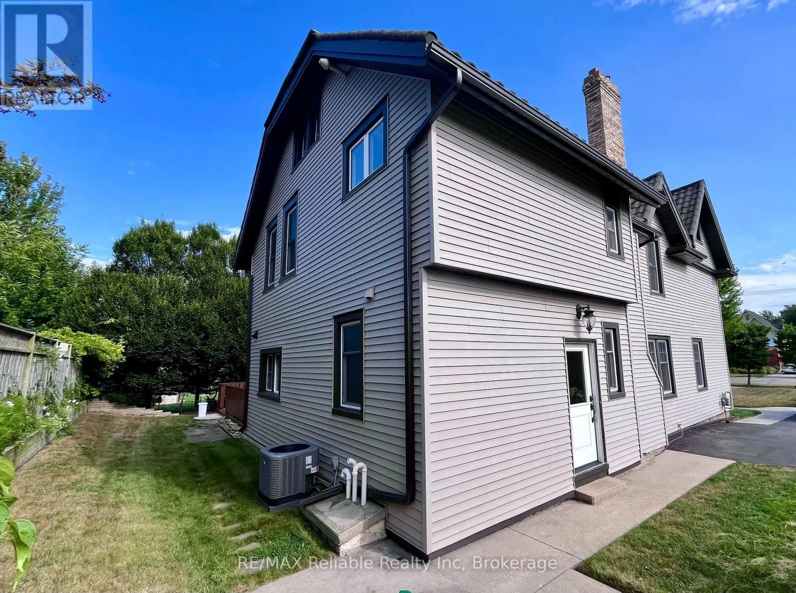 128 WEST STREET W
