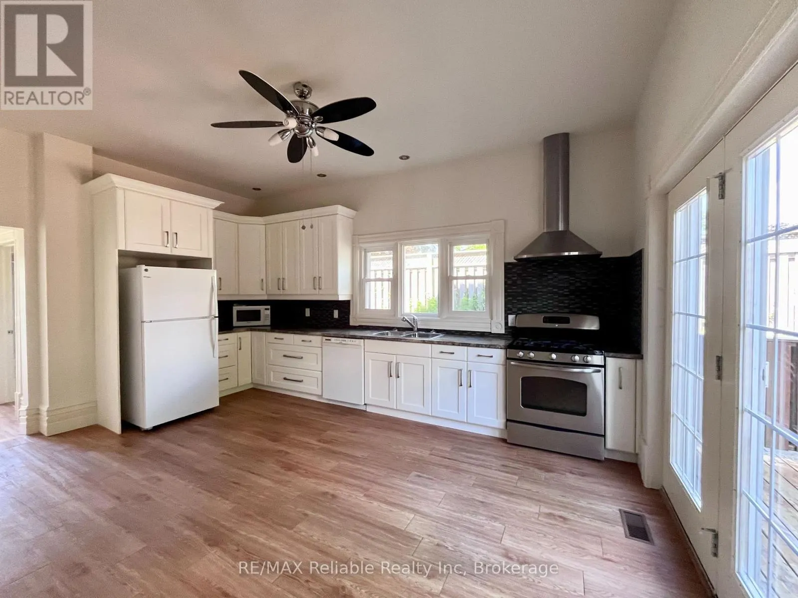 128 WEST STREET W