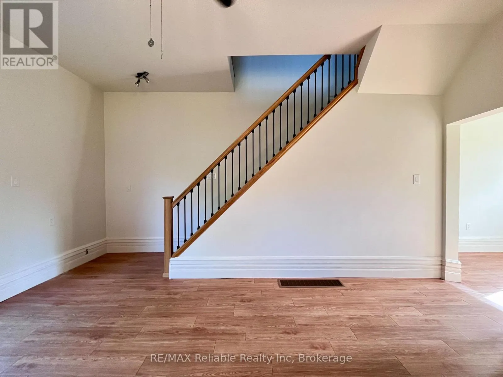 128 WEST STREET W