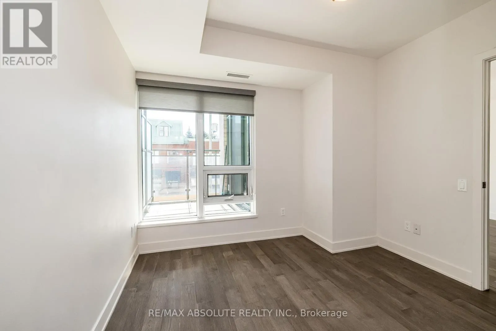 209 - 411 MACKAY STREET