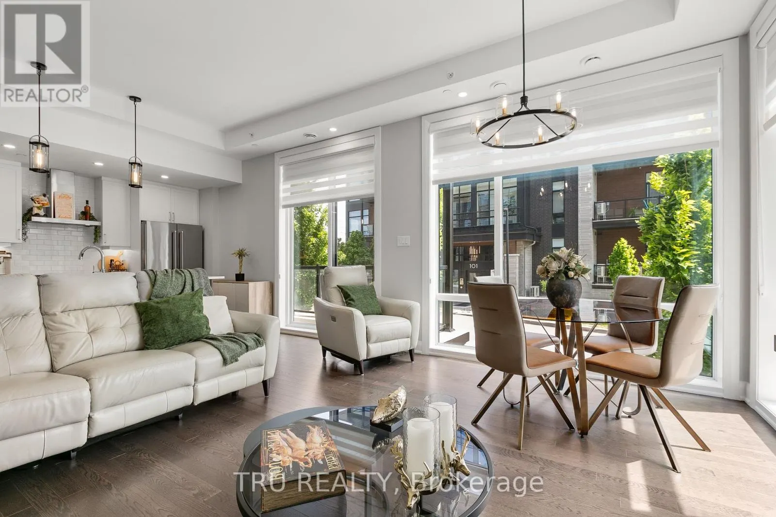 102 - 100 CORTILE PRIVATE N