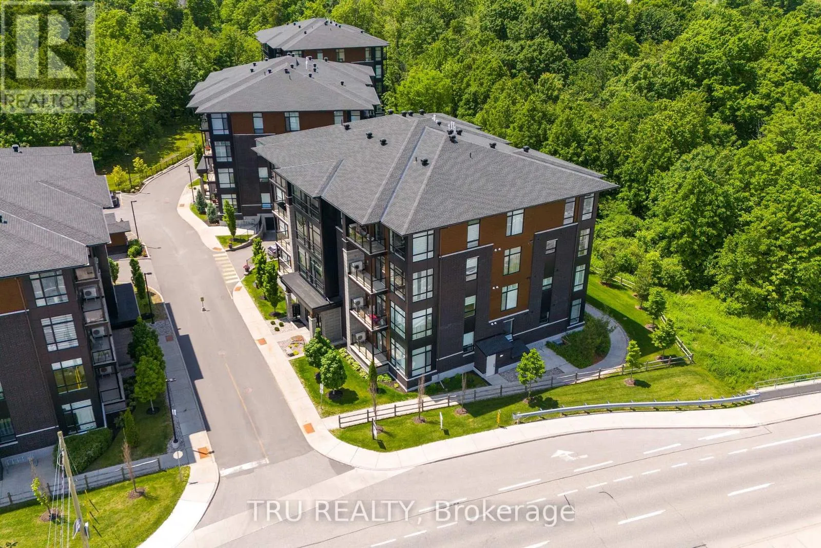 102 - 100 CORTILE PRIVATE N