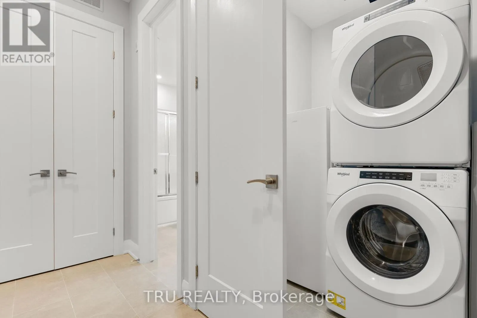 102 - 100 CORTILE PRIVATE N