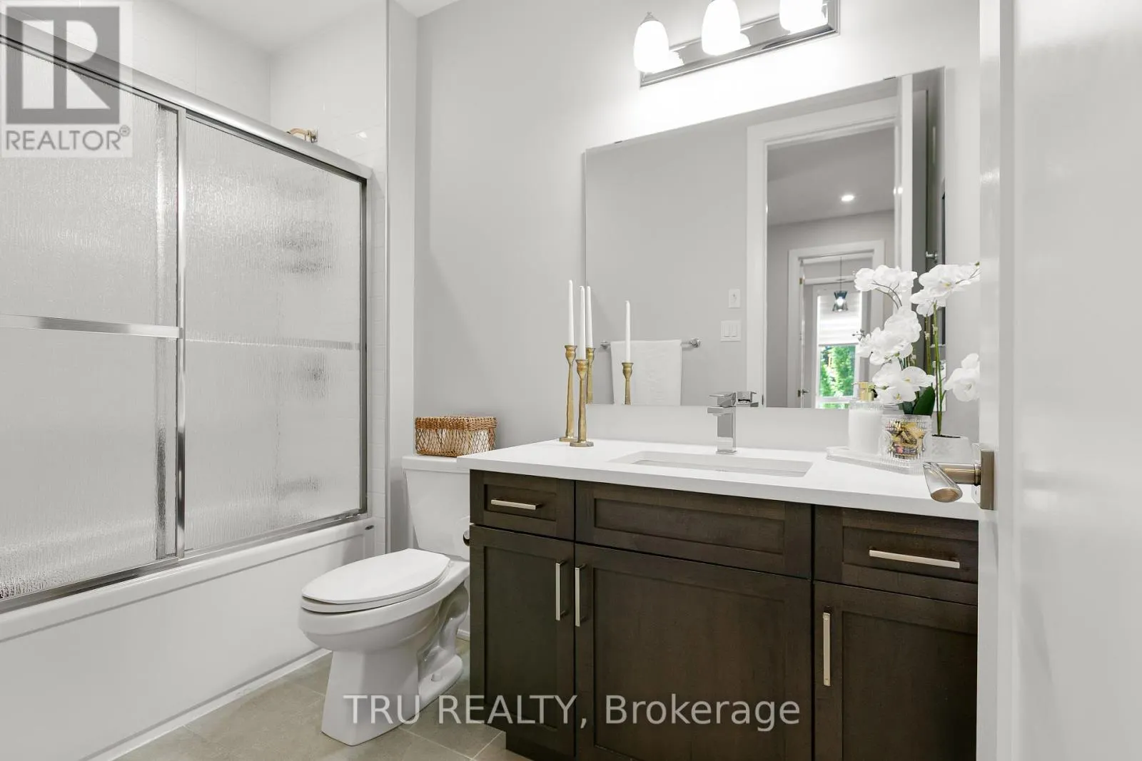 102 - 100 CORTILE PRIVATE N