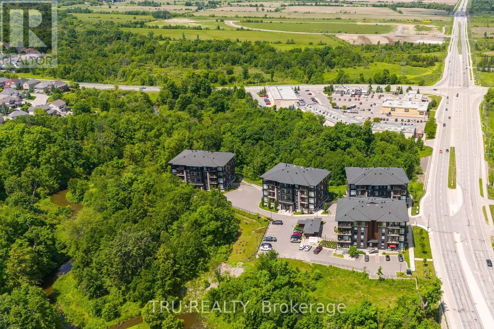 102 - 100 CORTILE PRIVATE N