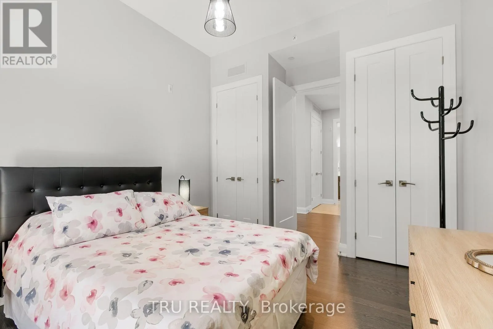 102 - 100 CORTILE PRIVATE N
