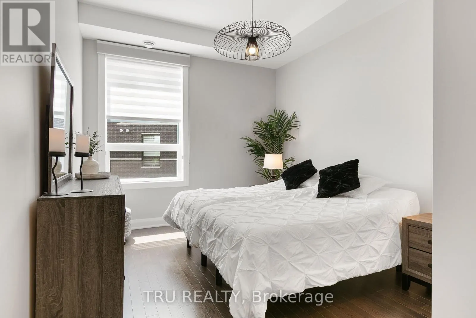 102 - 100 CORTILE PRIVATE N