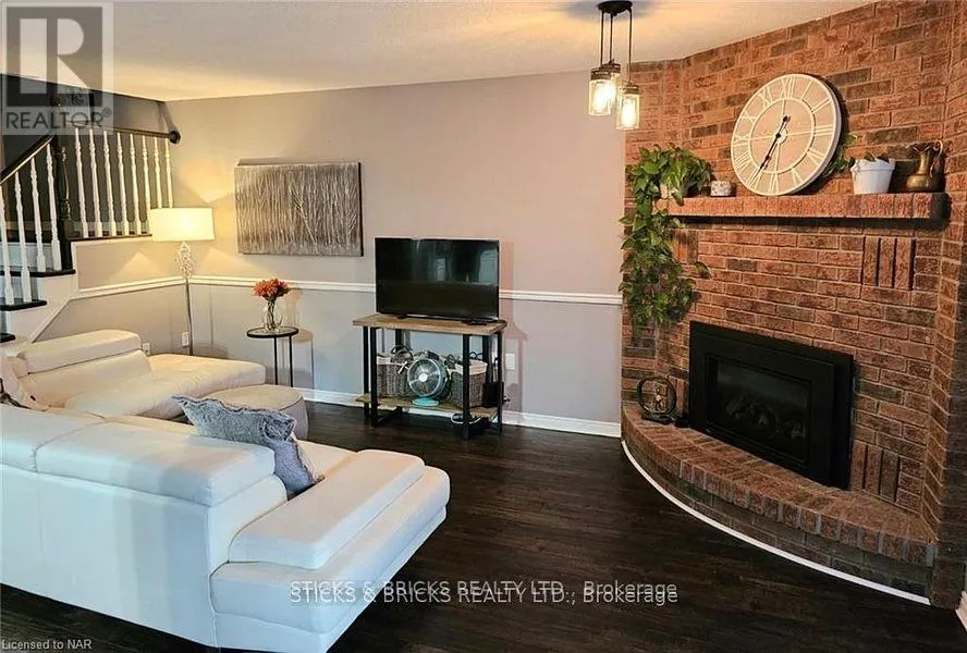 30 - 6044 SWAYZE DRIVE, #30