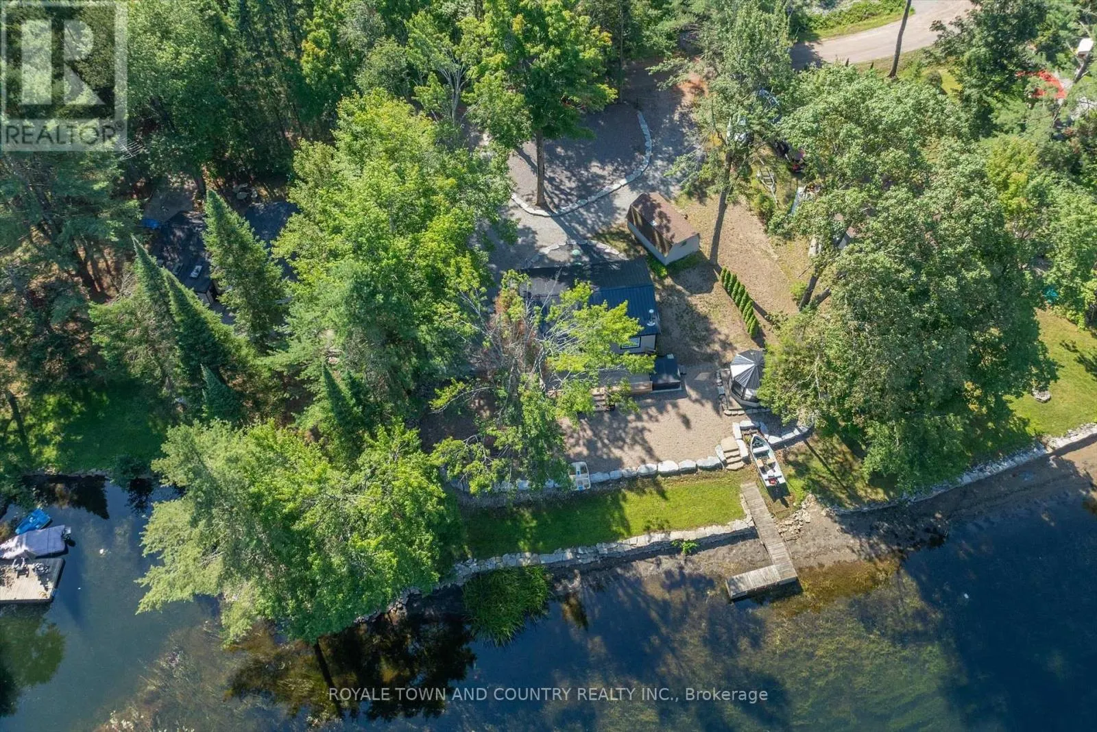 11 LITTLE BAY DRIVE