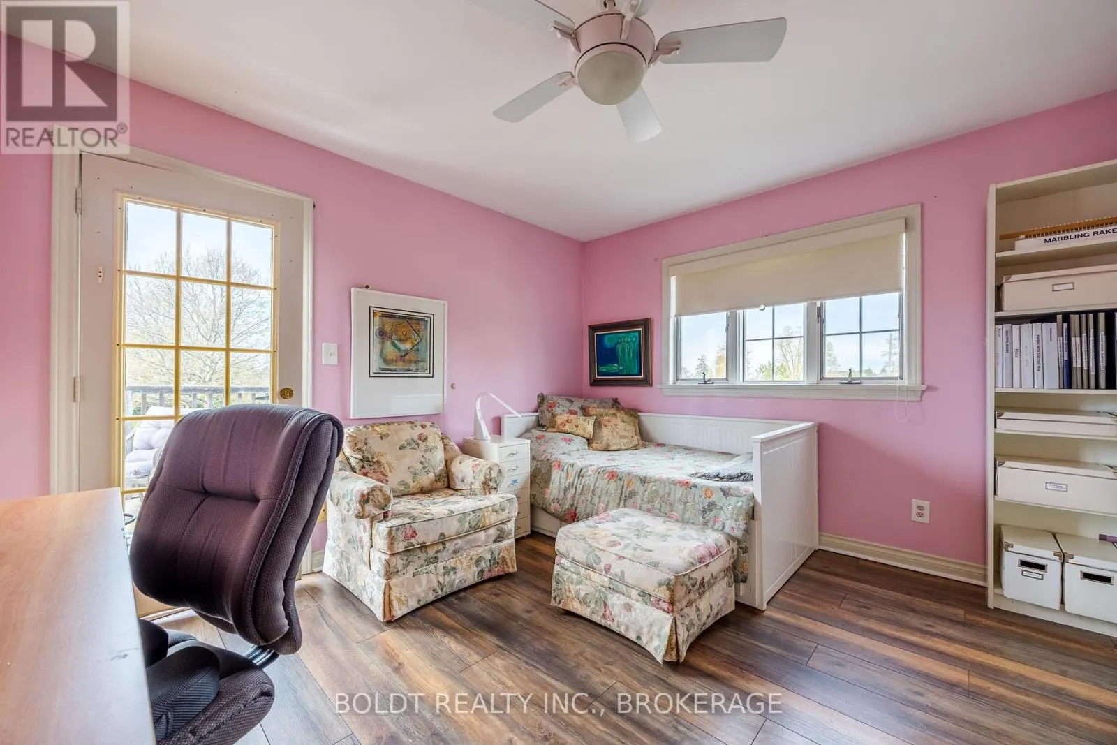 468 LAKESHORE ROAD
