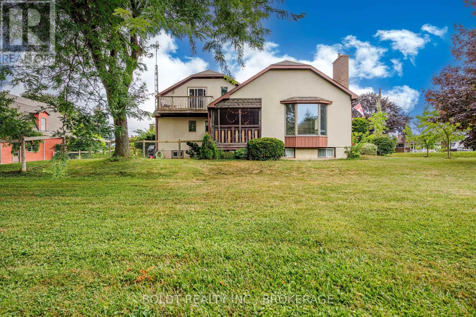 468 LAKESHORE ROAD