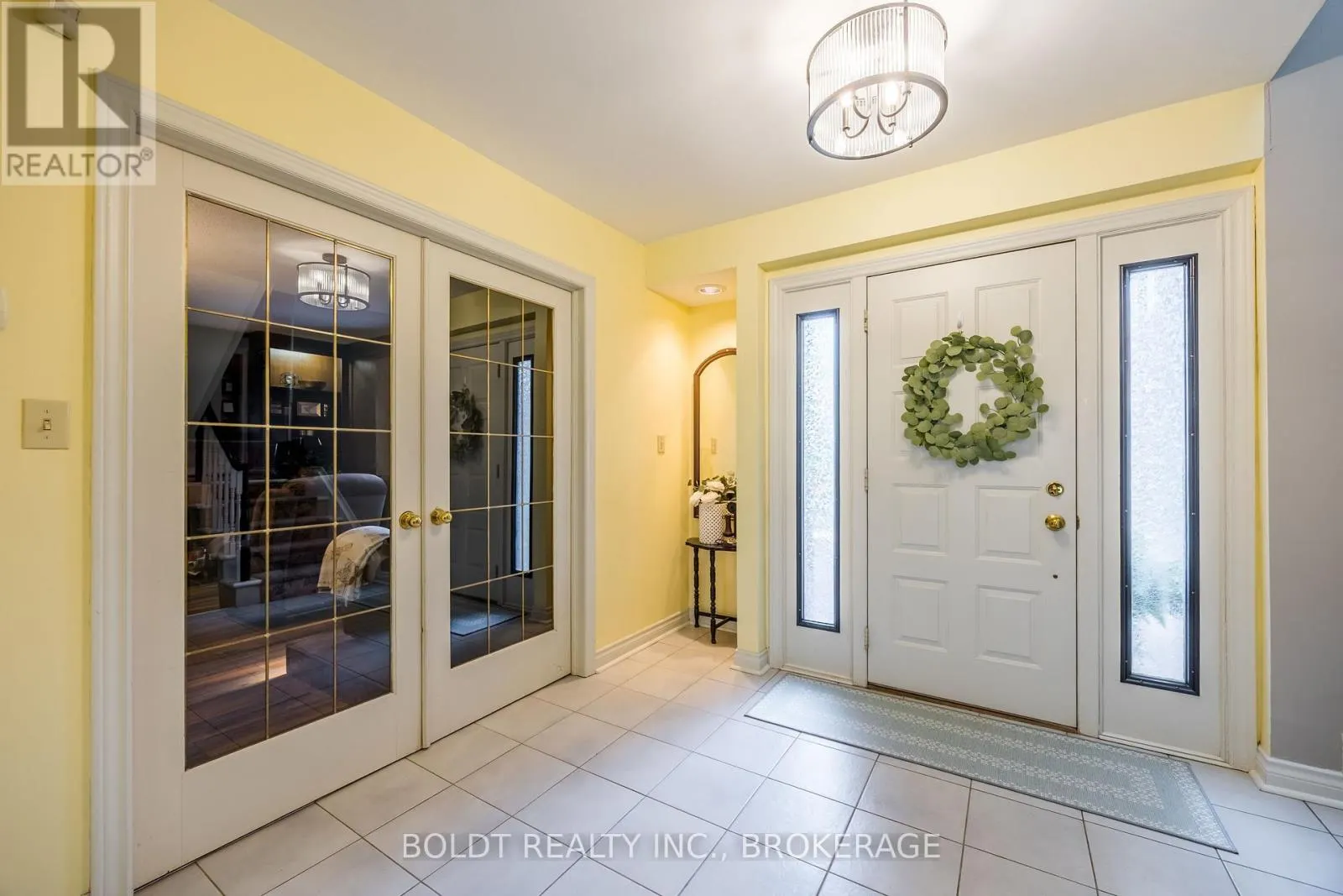 468 LAKESHORE ROAD