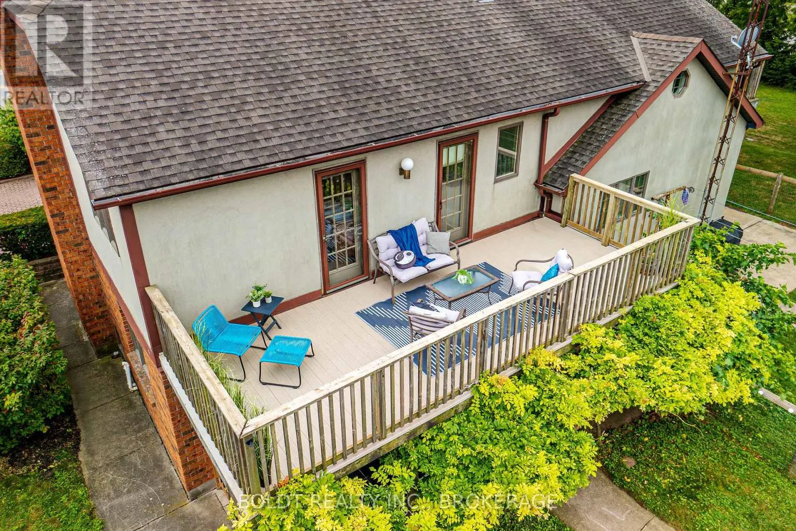 468 LAKESHORE ROAD