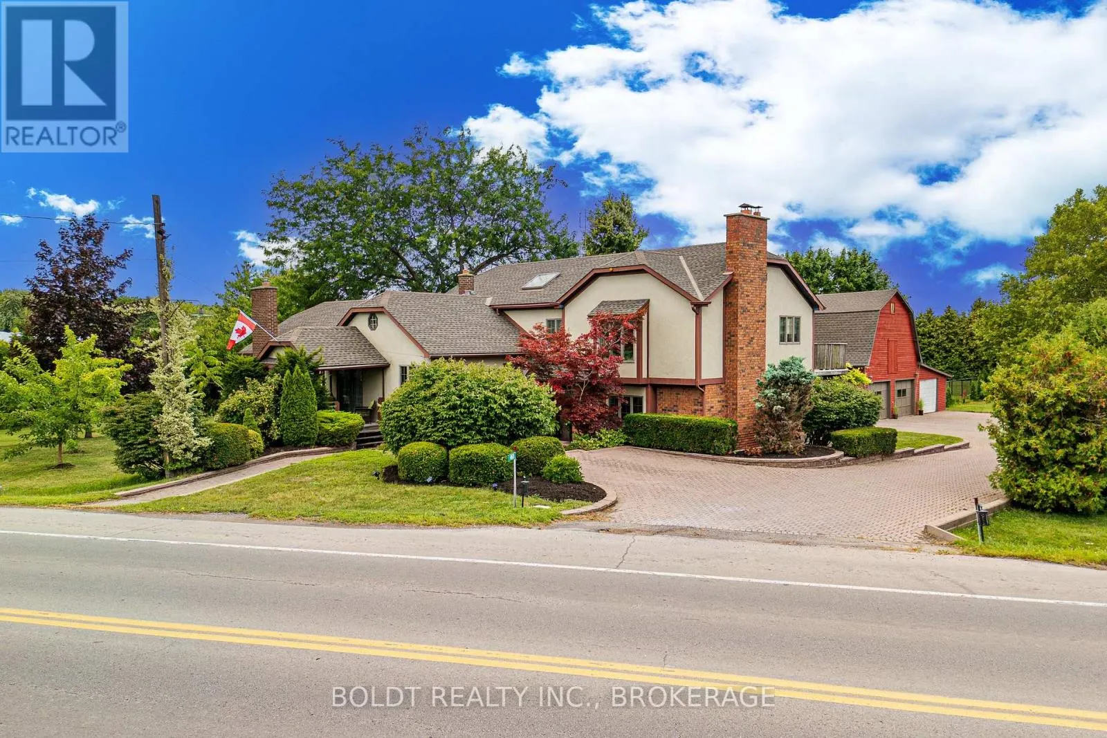 468 LAKESHORE ROAD