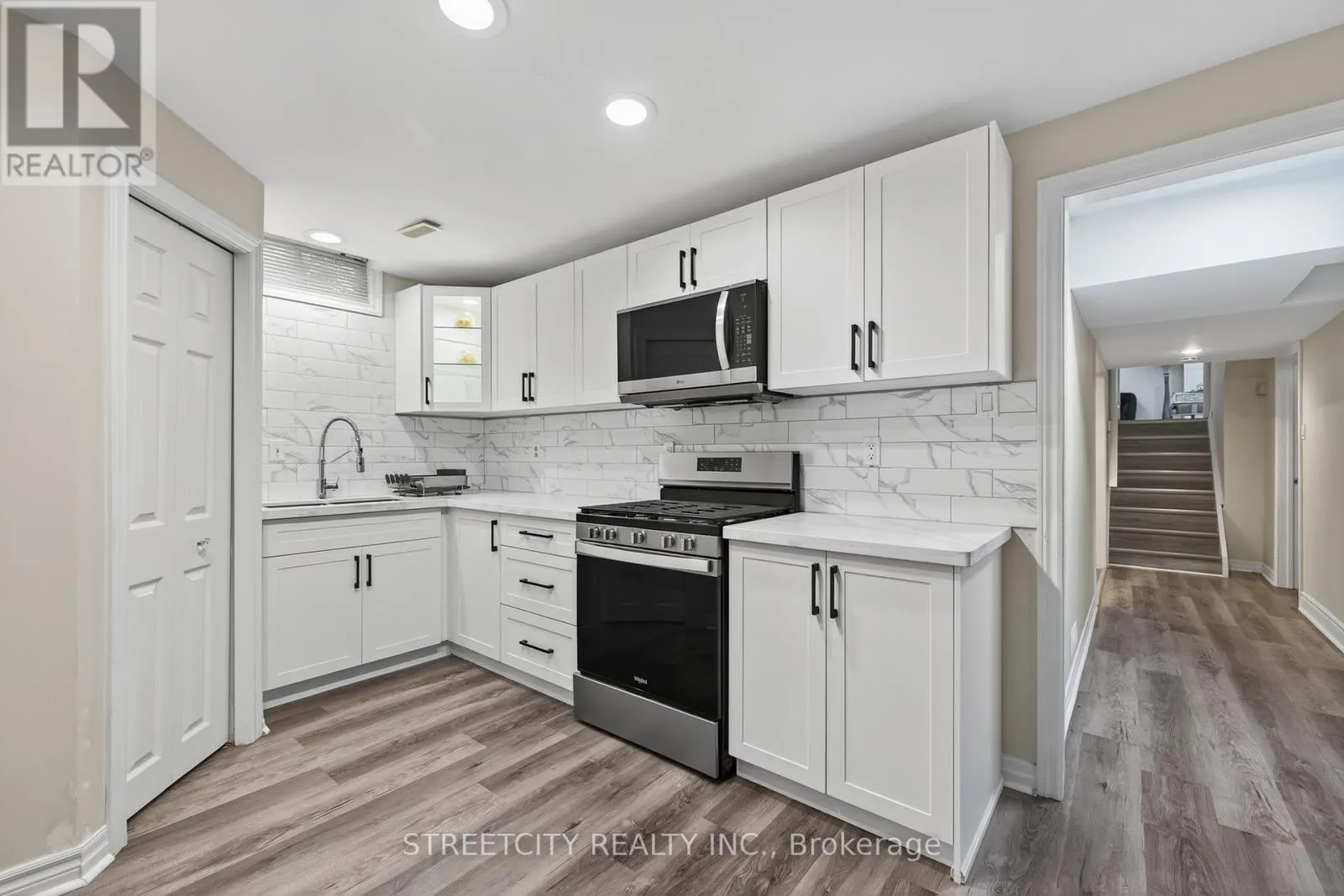 342 FERNDALE AVENUE