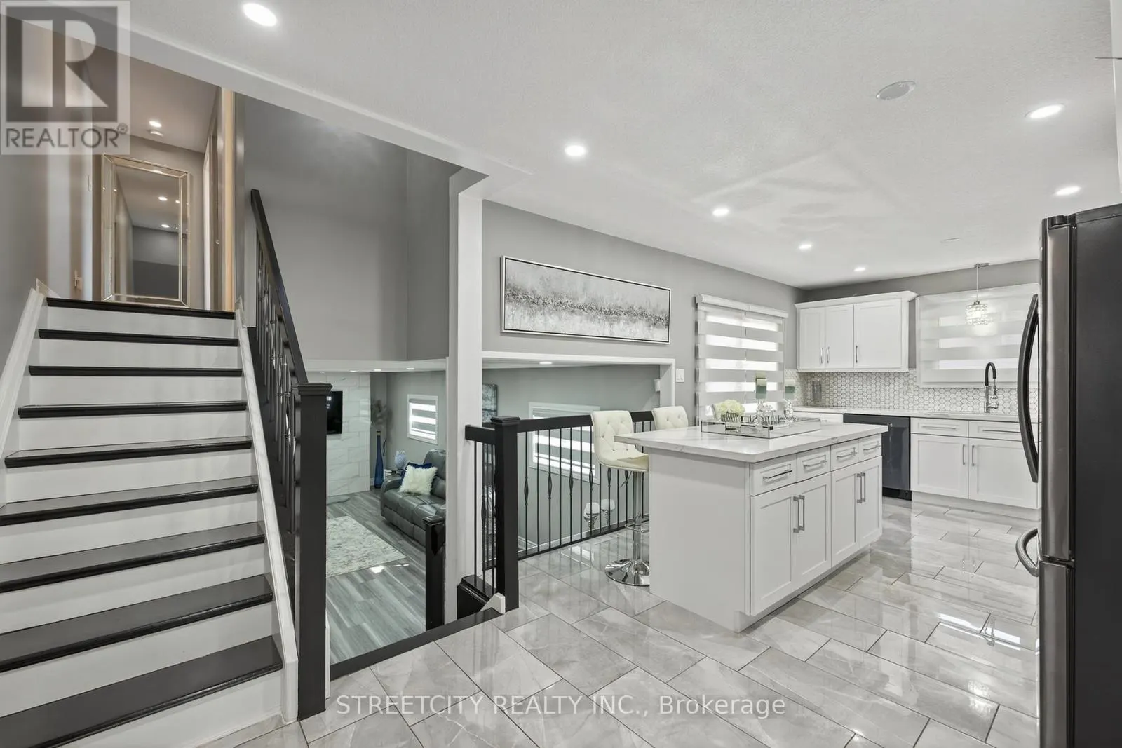 342 FERNDALE AVENUE