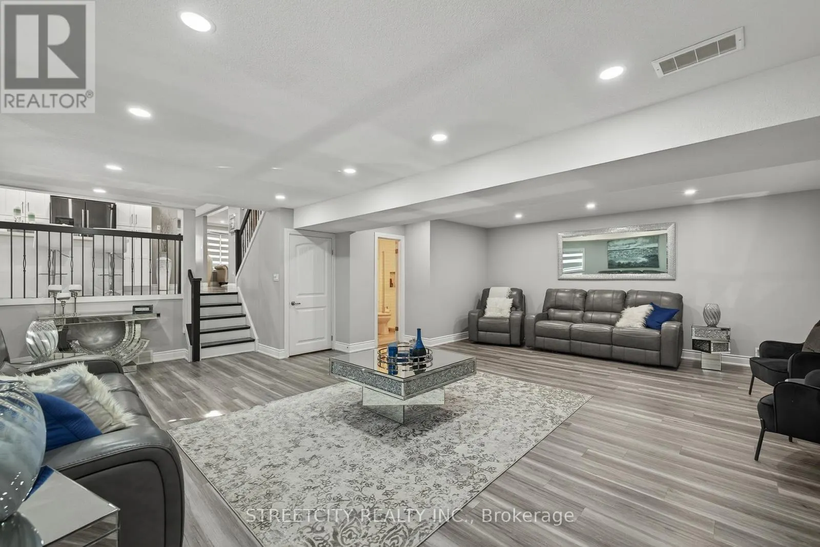 342 FERNDALE AVENUE