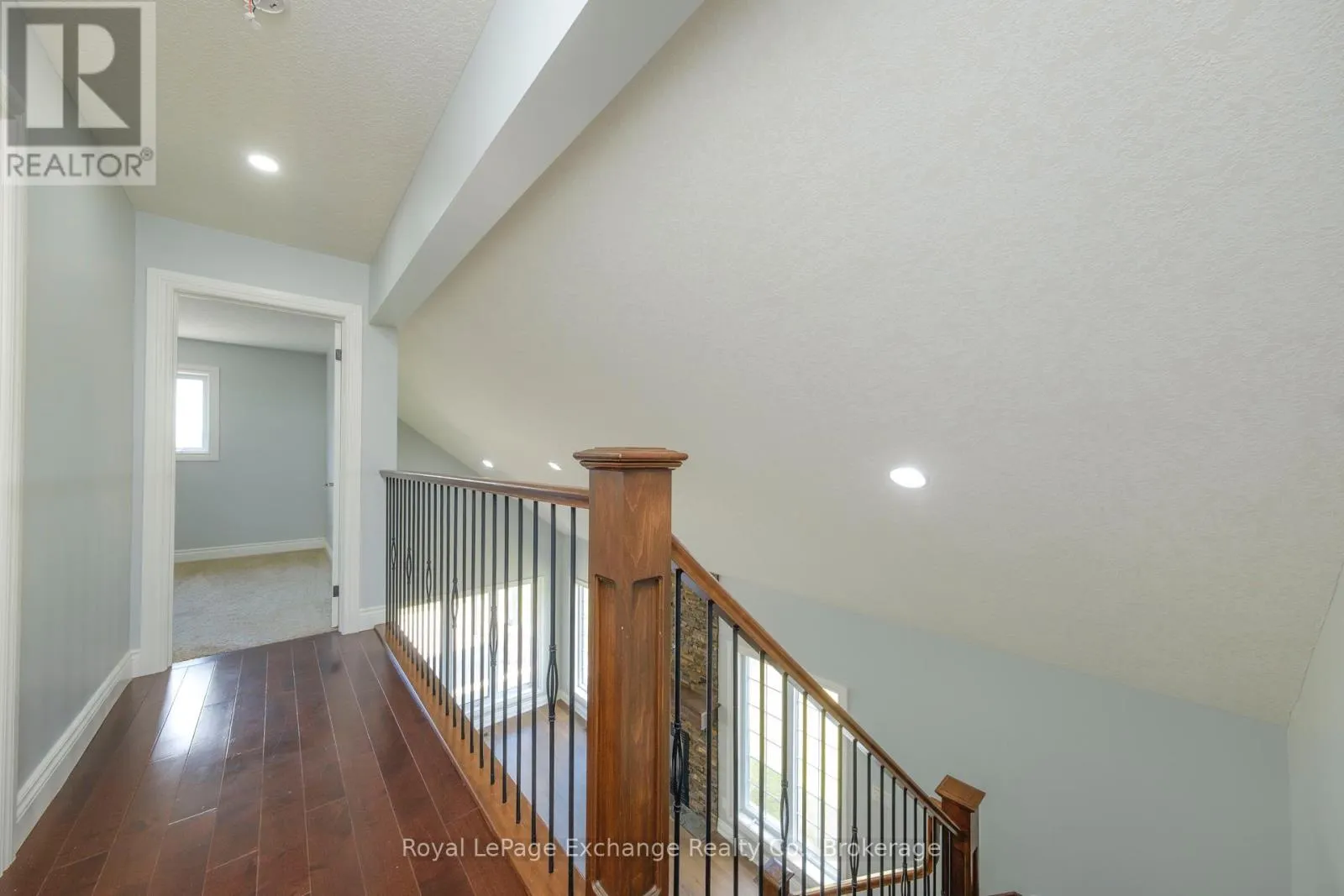310 WIECK BOULEVARD