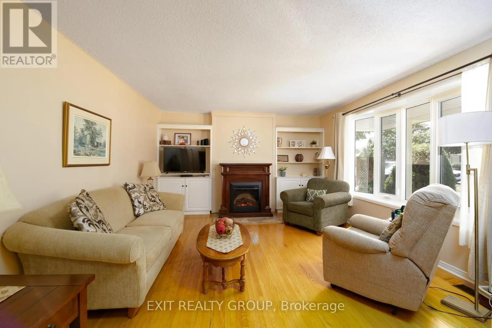 31 LEXINGTON CRESCENT