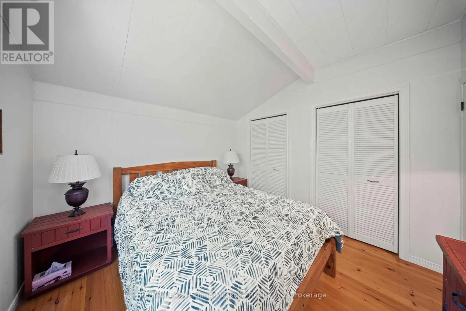 10 RICHARDS BAY ROAD