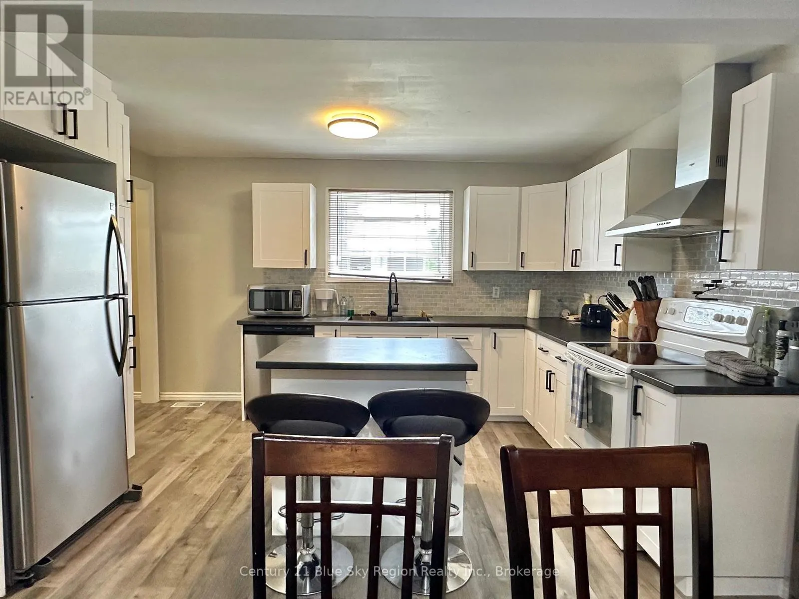 131 6TH STREET