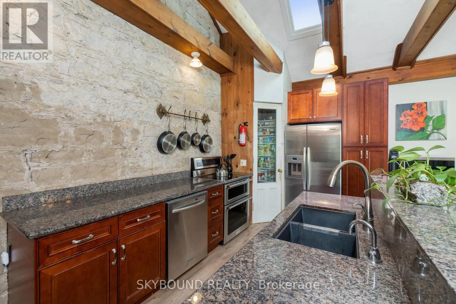 9206 SIDEROAD 17 ROAD