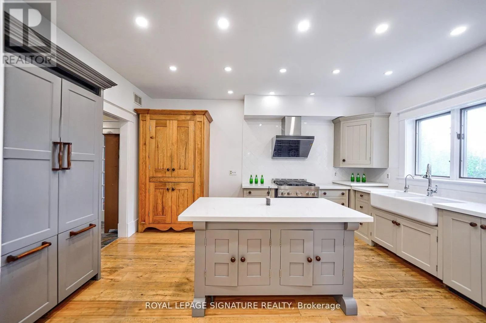 424 8TH CONCESSION ROAD E
