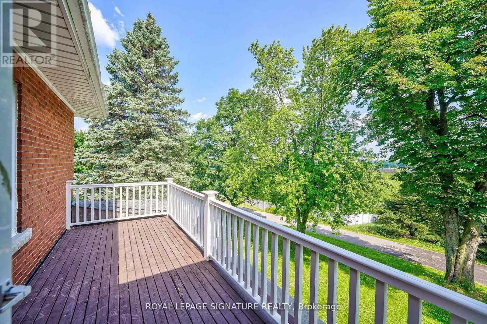 424 8TH CONCESSION ROAD E
